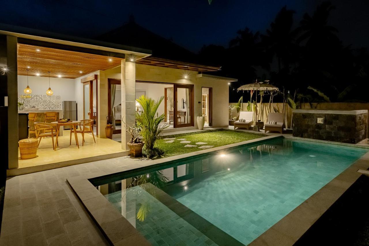 Suarga Loka Ubud Villa Exterior photo