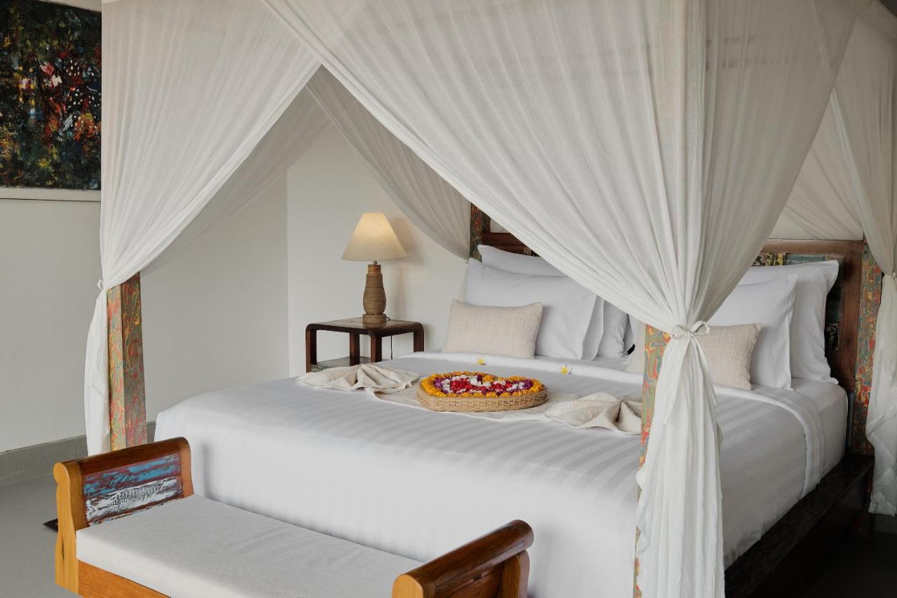 Suarga Loka Ubud Villa Exterior photo