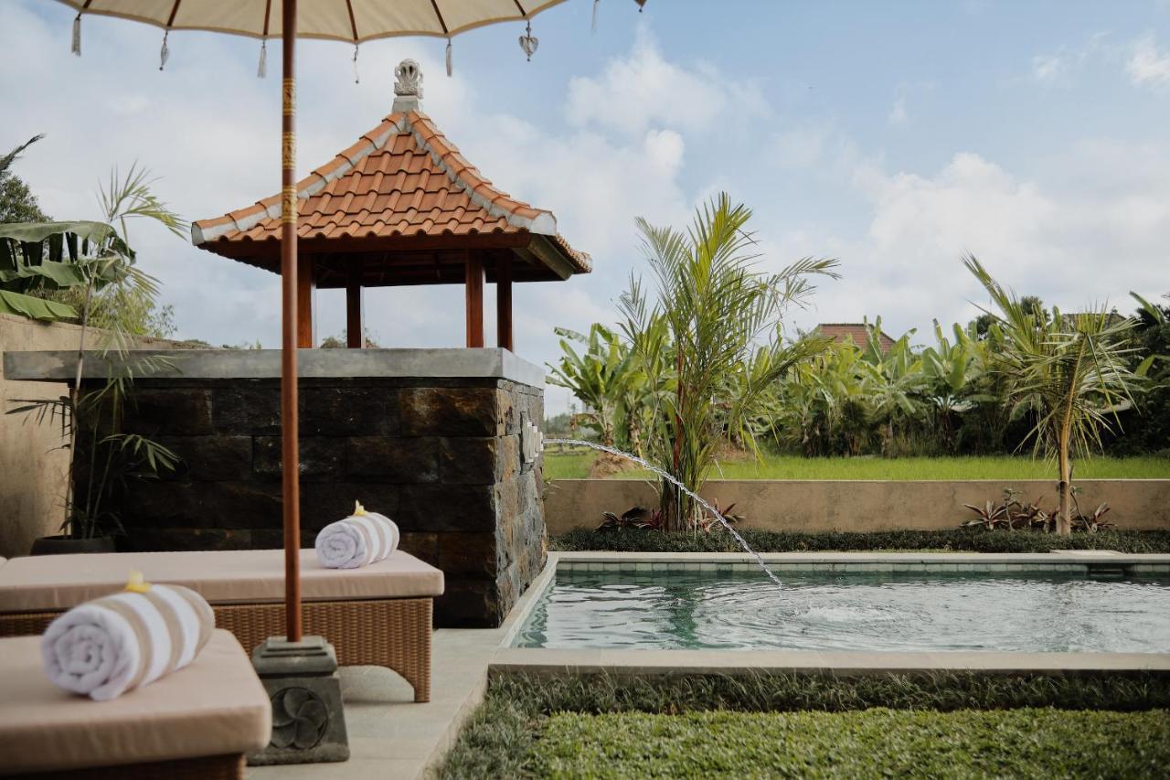 Suarga Loka Ubud Villa Exterior photo