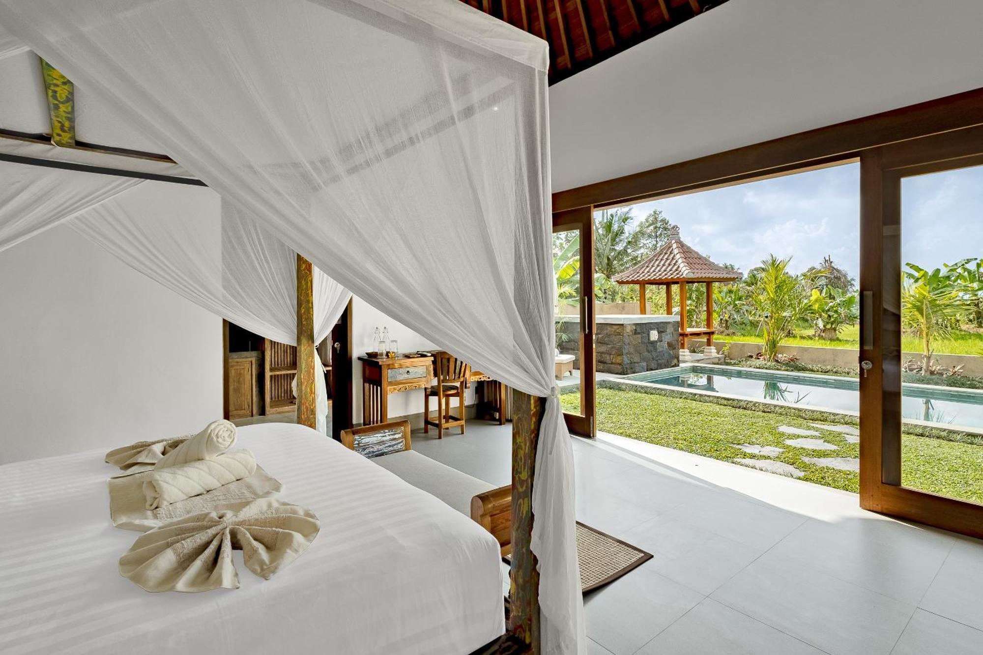 Suarga Loka Ubud Villa Exterior photo
