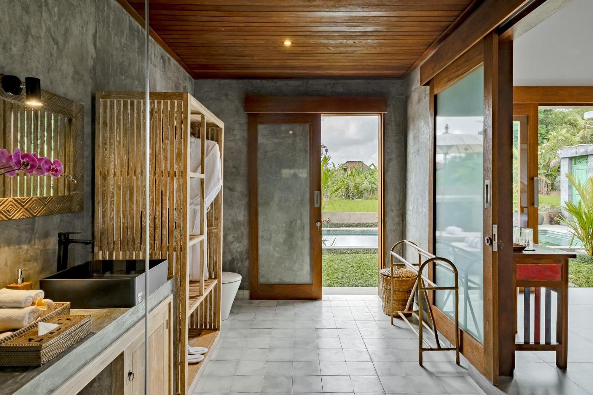 Suarga Loka Ubud Villa Exterior photo